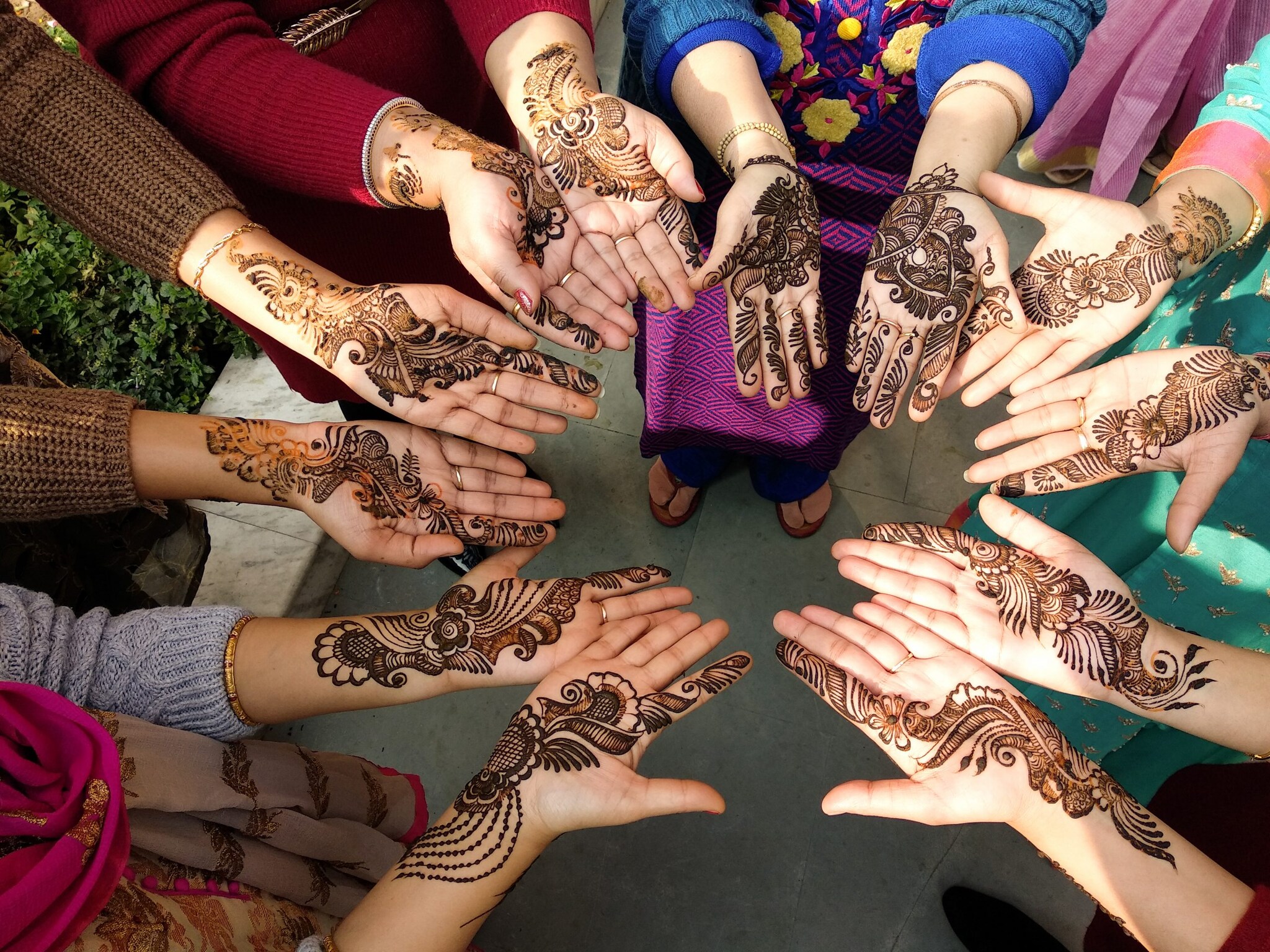 Beautiful mehndi designs for festivals and special occasions